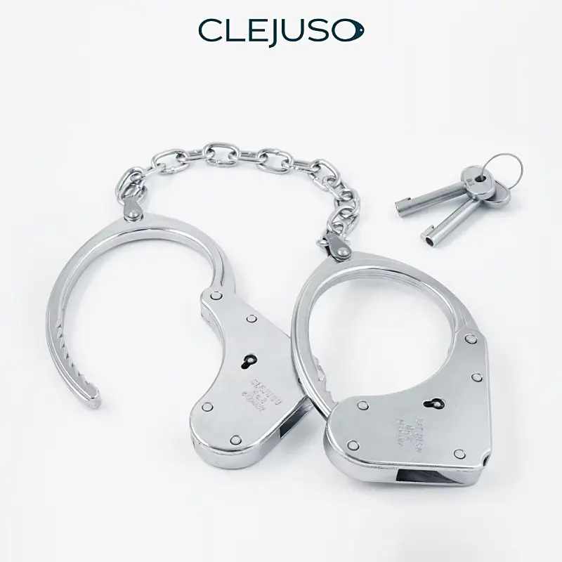 [CL8] CLEJUSO 8 Leg Irons